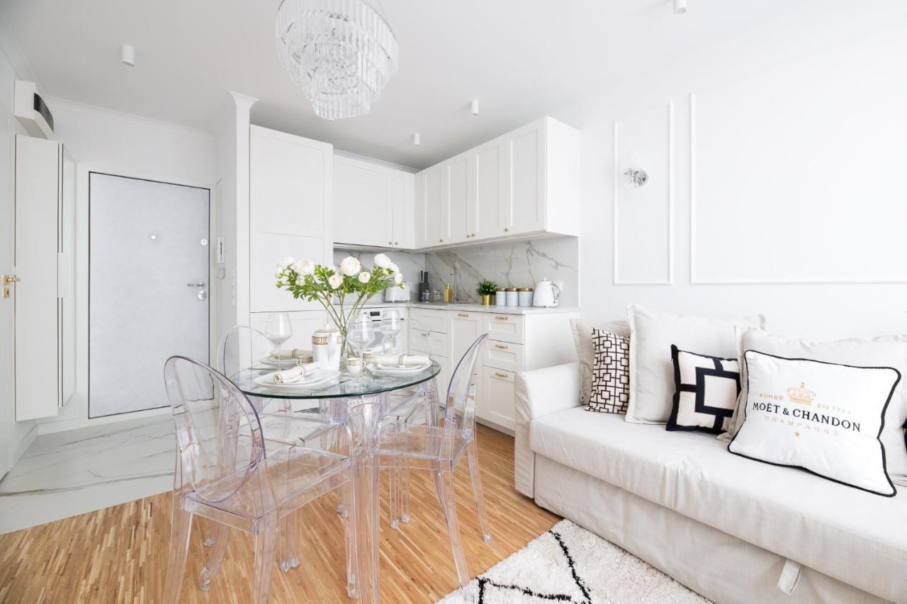 Glam & Modern By Cooee Apartments Varsovie Extérieur photo